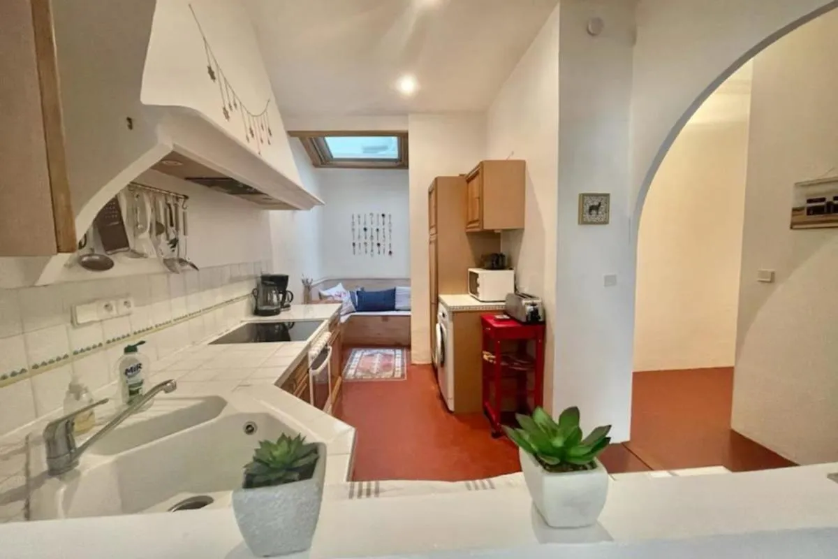 Image 2 of Great studio in the heart of Cannes Meynadier old city neighbourhood !