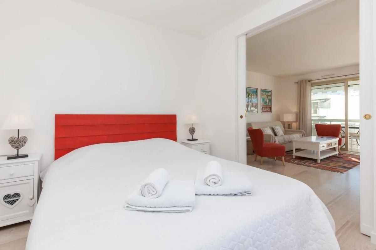 Image 1 of High-Standard 2-Bedroom Apartment with Sea View and Large Terrace