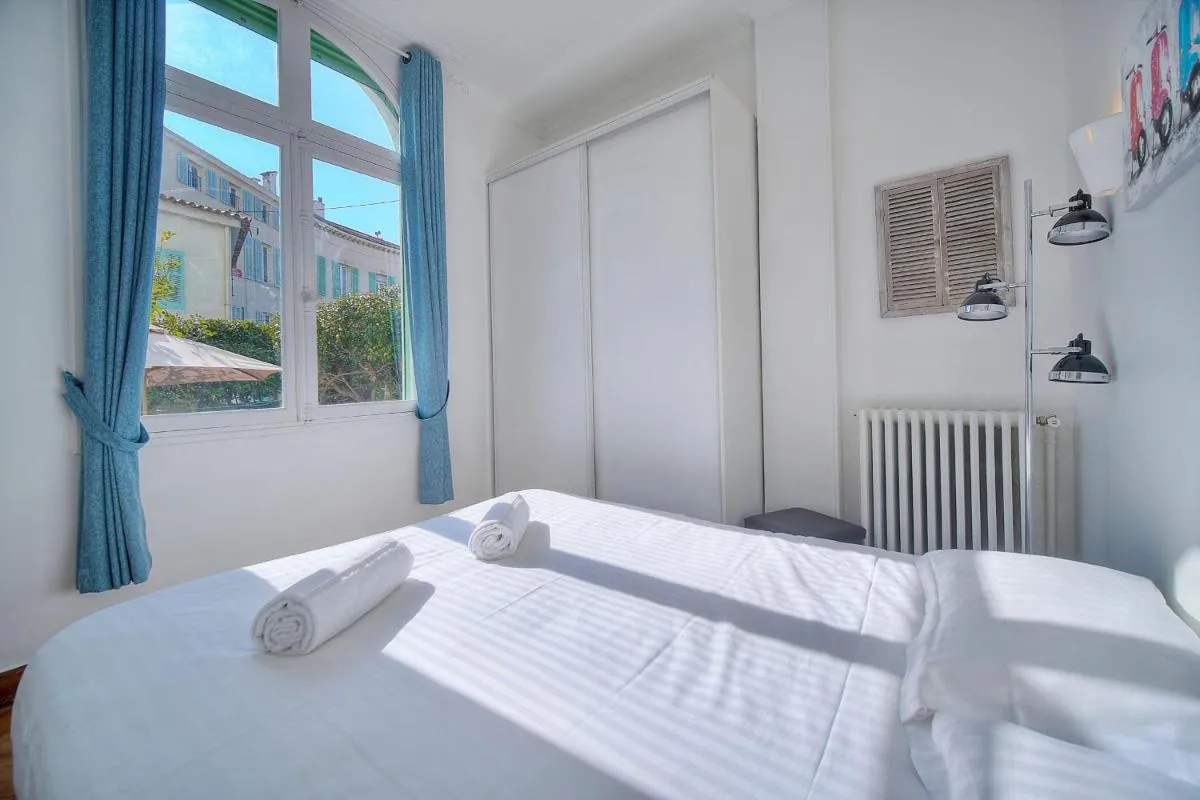 Image 3 of IMMOGROOM -Terrace with garden – Quiet – Air-conditioner