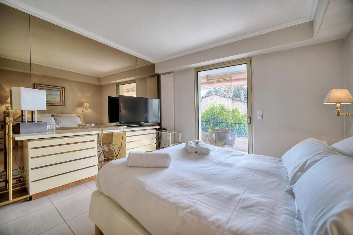 Image 3 of IMMOGROOM – 2 BR – Air conditioning – Wifi – Terrace – Common parking