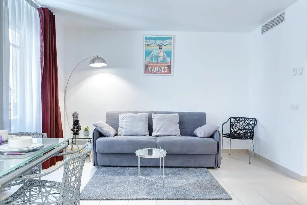 Image of IMMOGROOM – 8 min from the Palais – AC – Quai St Pierre