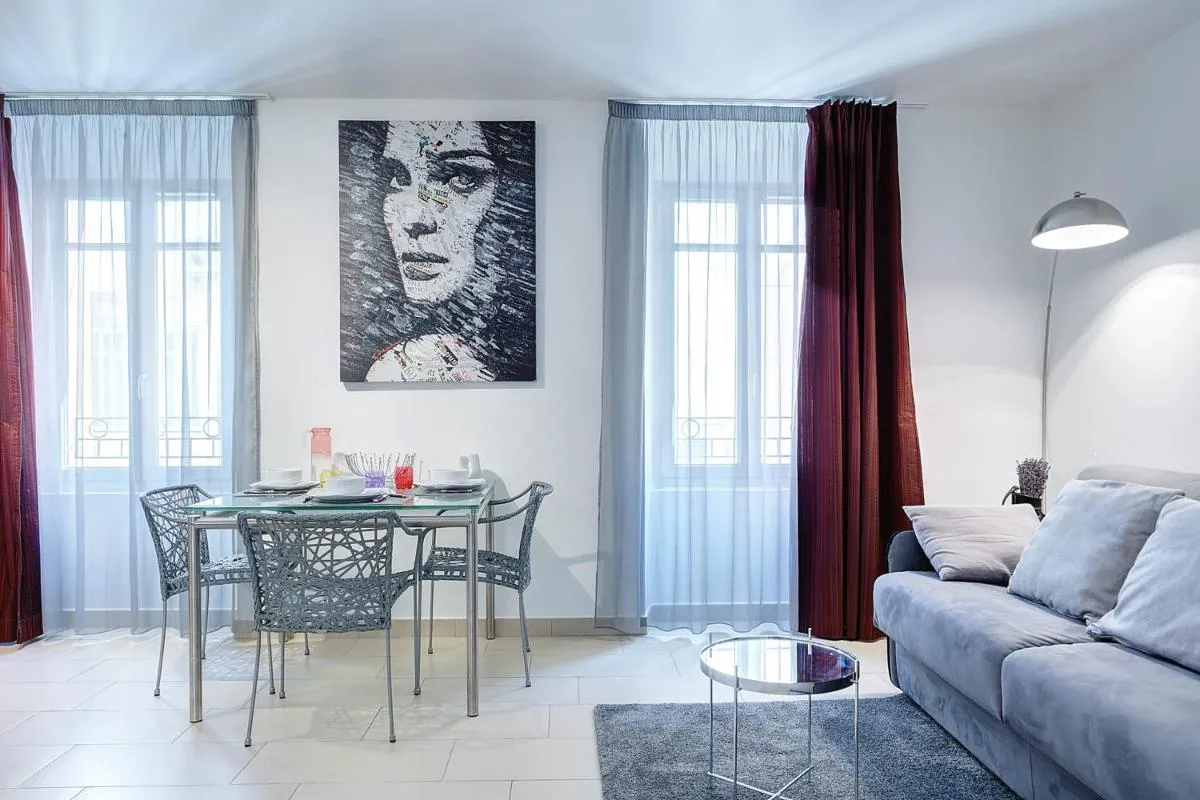 Image 5 of IMMOGROOM – 8 min from the Palais – AC – Quai St Pierre