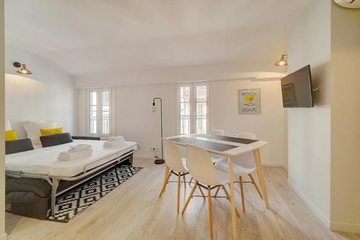 Image 6 of IMMOGROOM – AC – 5min from the beaches 8 min from Palais