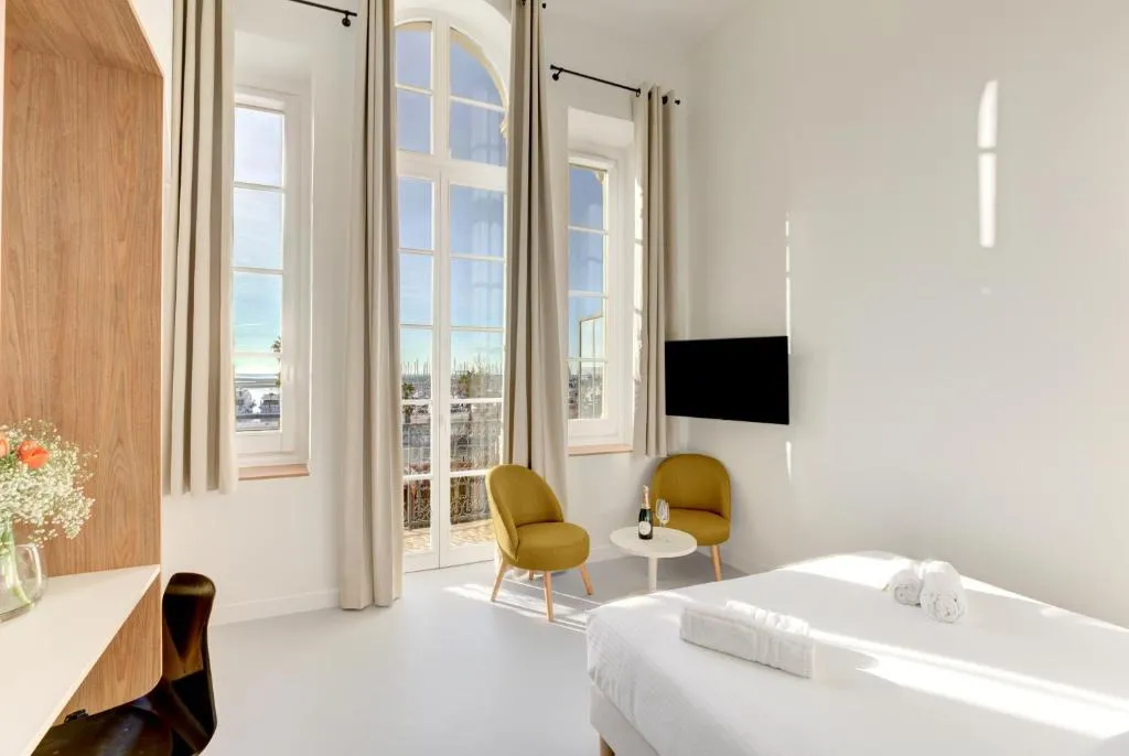 Image of IMMOGROOM – Appartements luxueux – 2min du Palais – Vue mer – Clim