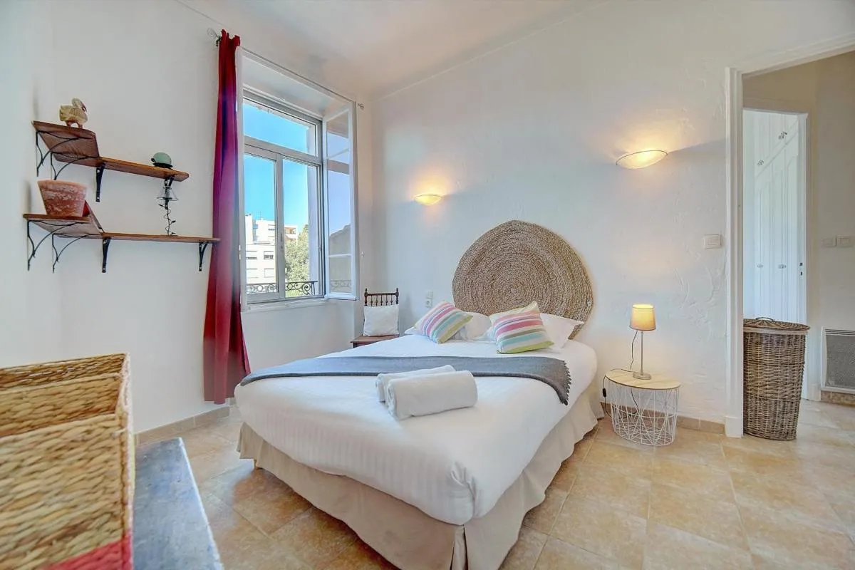 Image 3 of IMMOGROOM – Cosy Apartment – Quiet Place – Provencal style