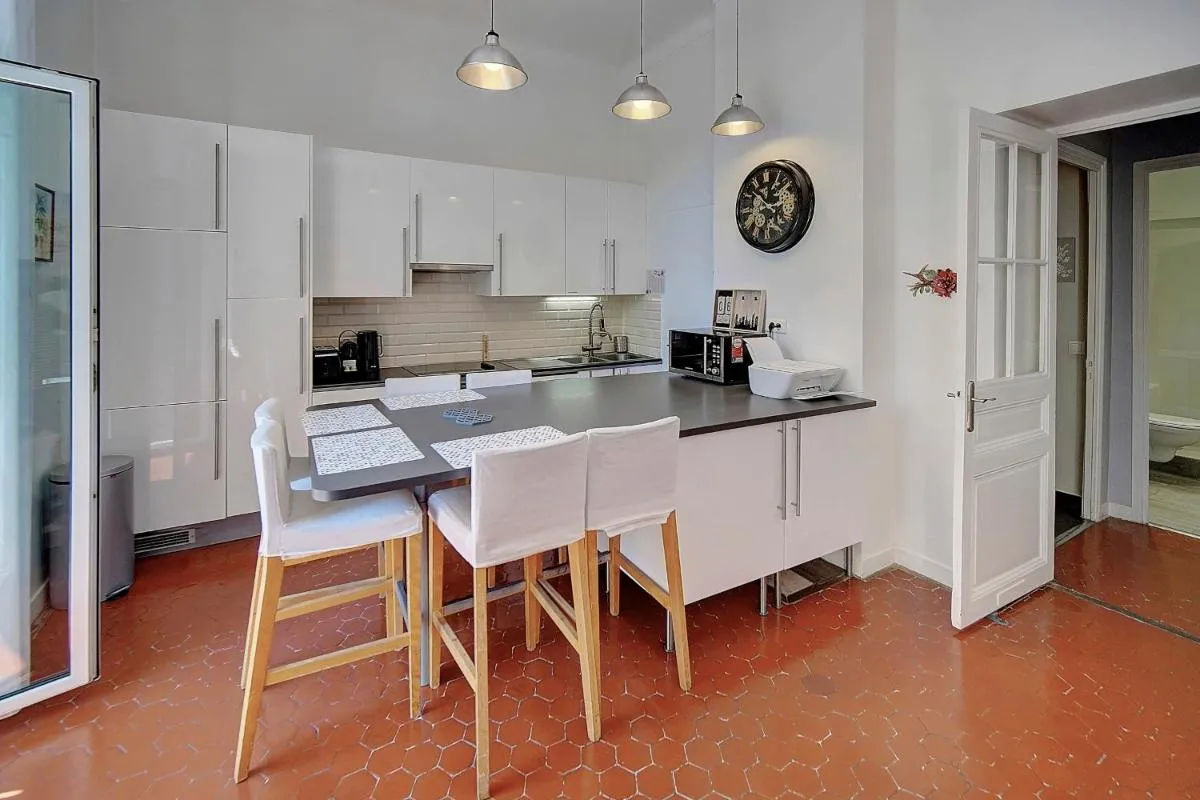 Image 1 of IMMOGROOM – Fully equipped -AC- near Palais des Festivals