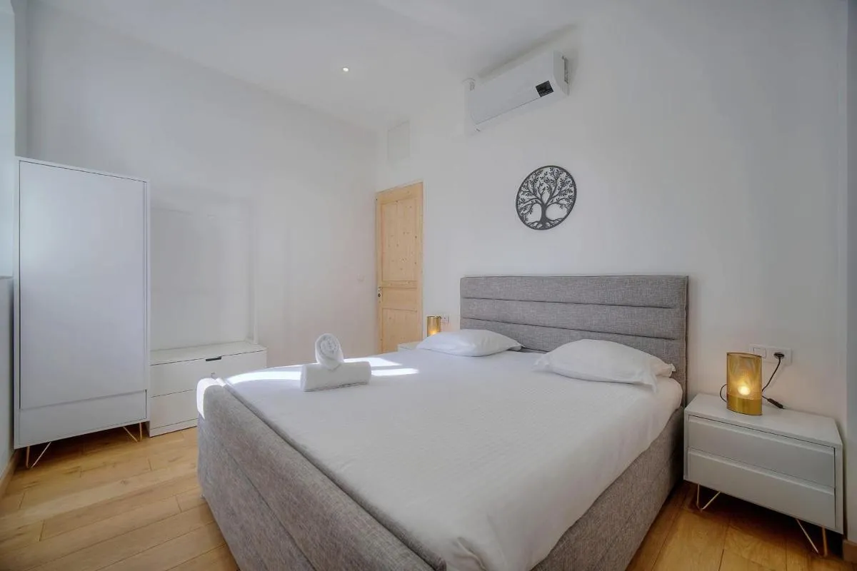 Image 3 of IMMOGROOM – T3 – Garden – Quiet – Air conditioning