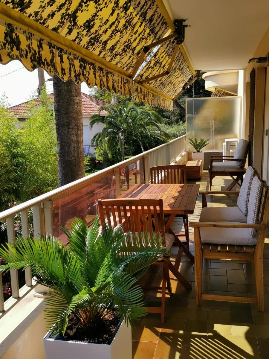 Image 3 of LE CHESTER – Appartement 3 pièces – Cannes proche Croisette bord de mer