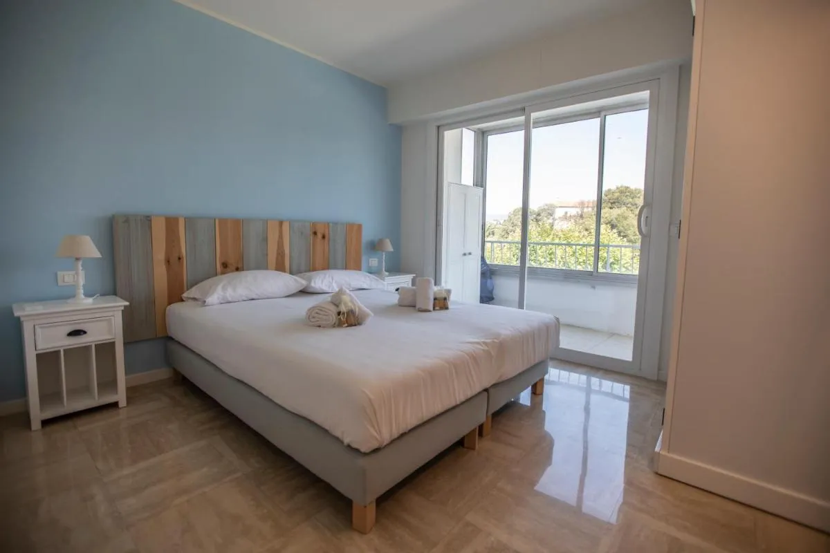 Image 1 of La Casa Blu by Connexion