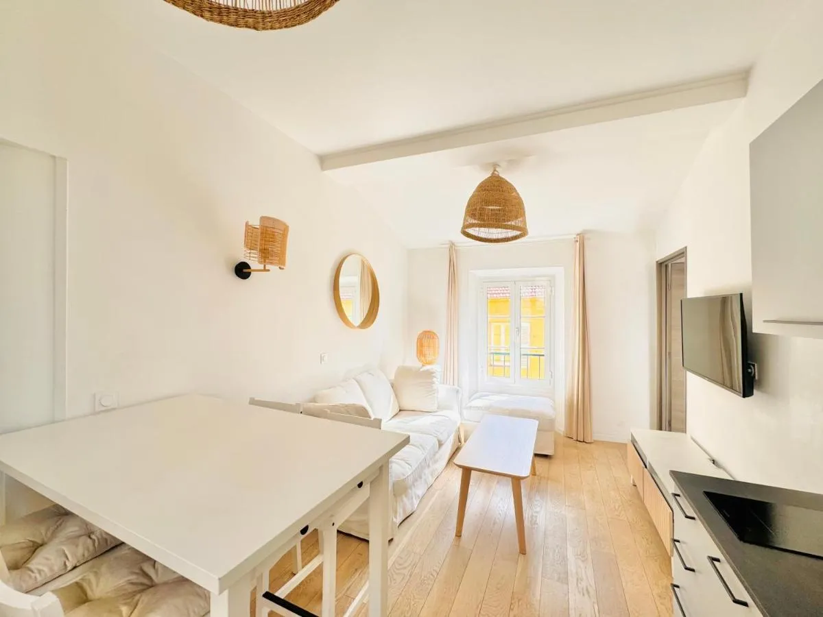 Image 1 of Le Bohème – Logement Cozy centre