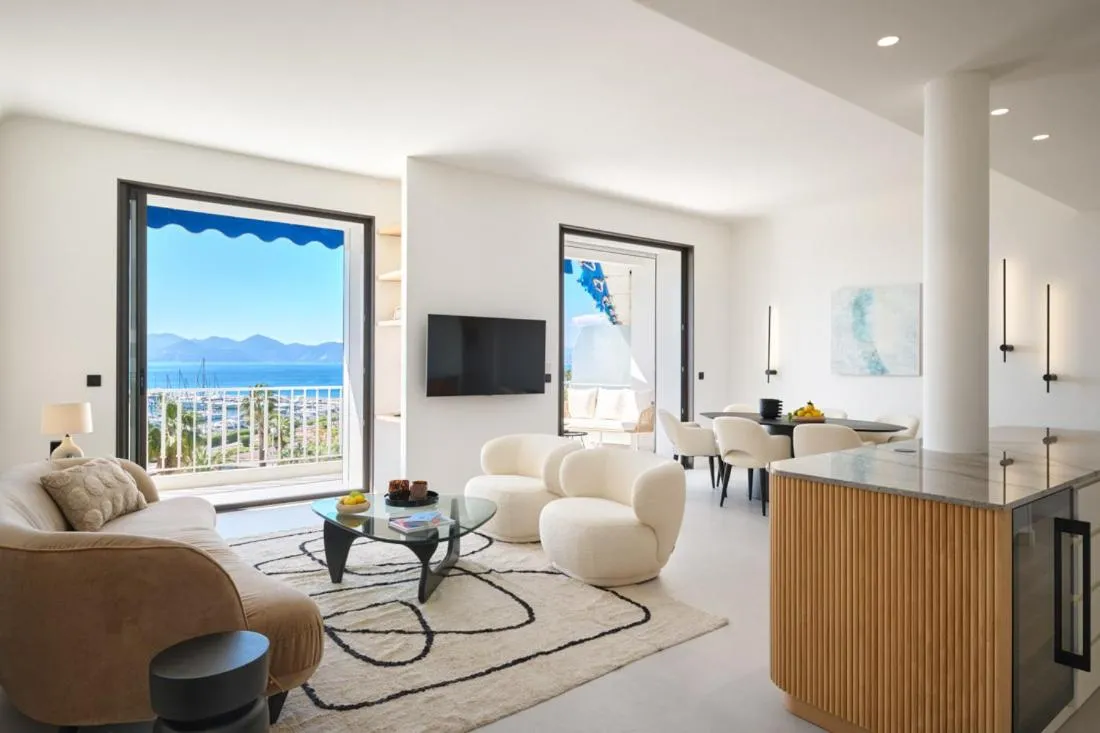 Image 4 of Les DUNES 3 BEDS CROISETTE BEACHES Sea VIEW