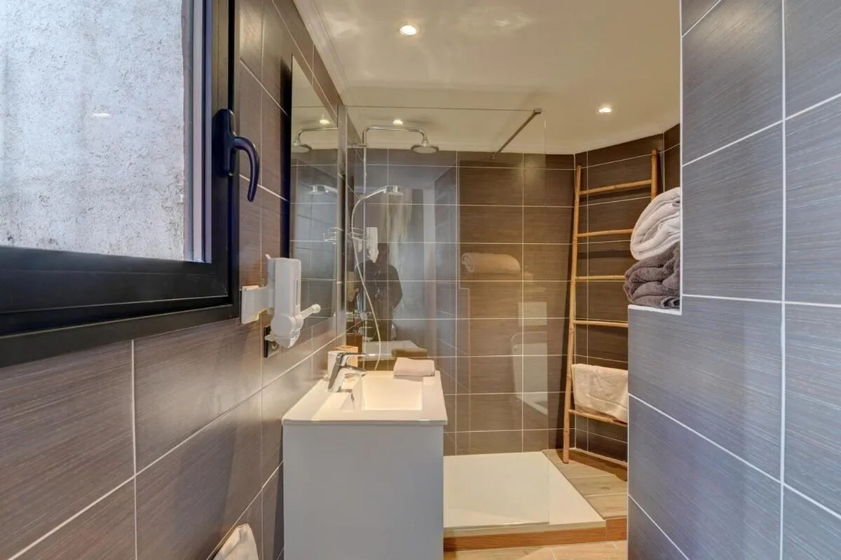 Image 3 of Loft Design, Forville, centre de Cannes