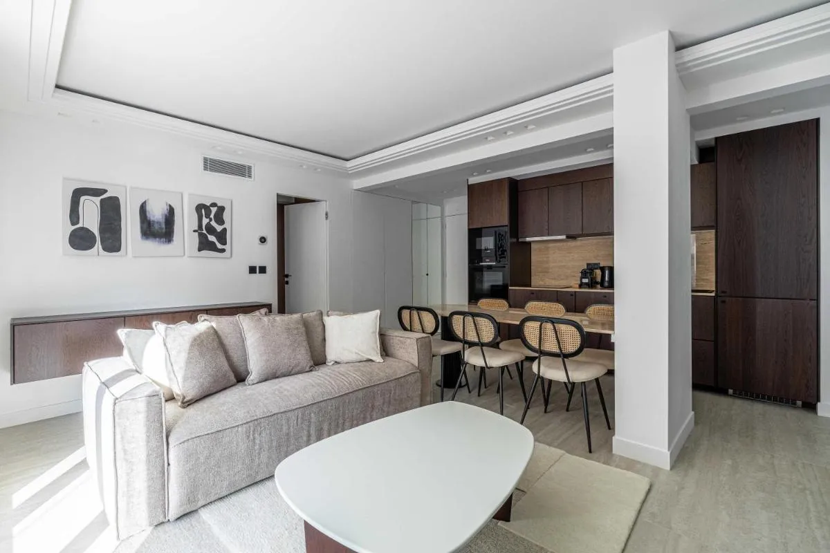 Image 2 of Luxurious Apartment- Croisette-Carré d’Or