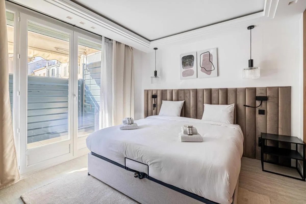 Image 5 of Luxurious Apartment- Croisette-Carré d’Or