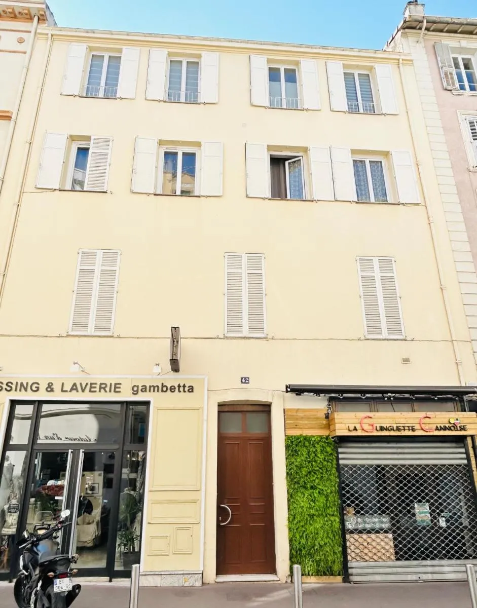 Image 5 of Luxury 3 bed 2 bath flat Cannes Croisette