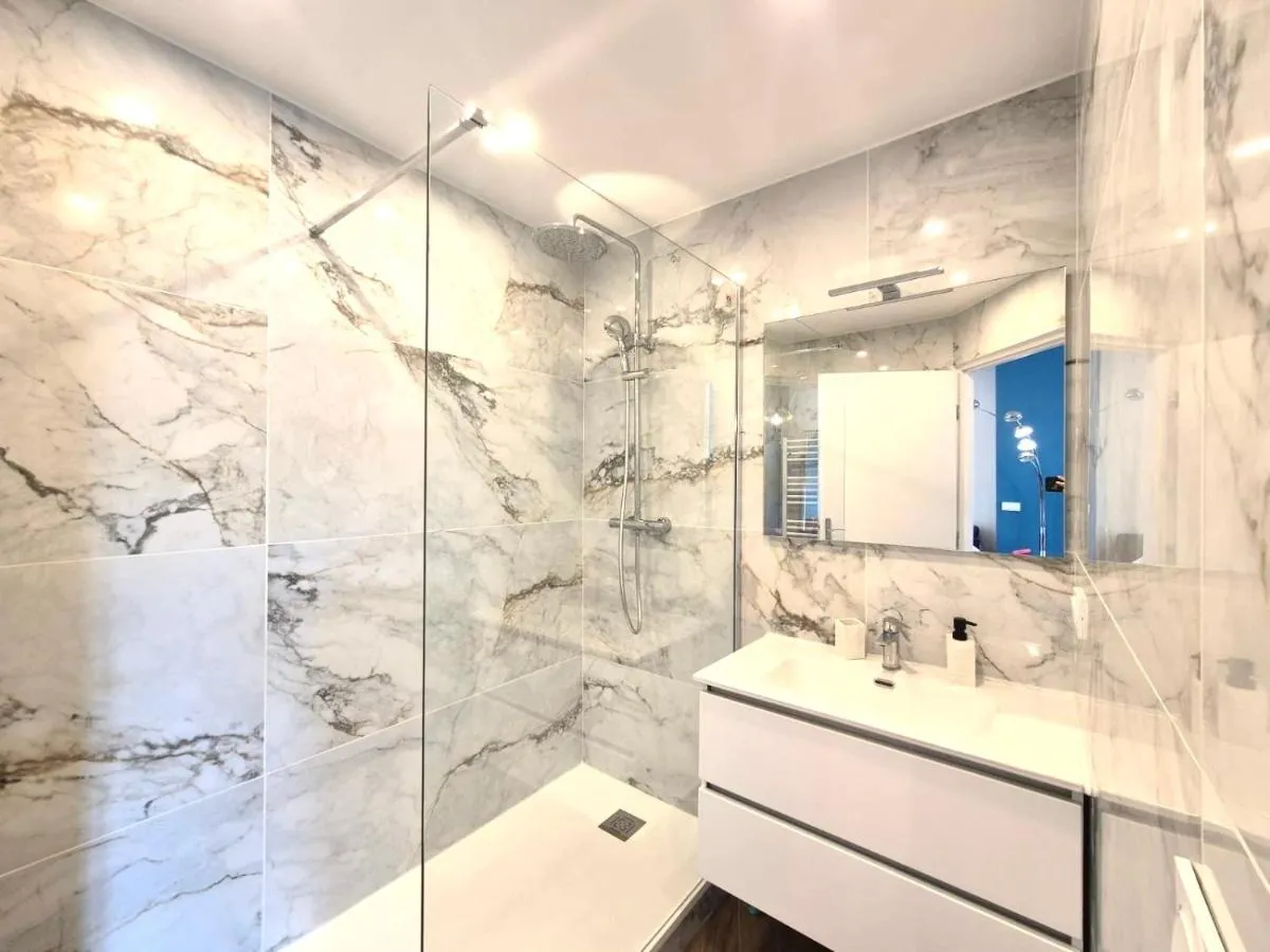 Image 2 of Luxury 3 bed 2 bath flat Cannes Croisette
