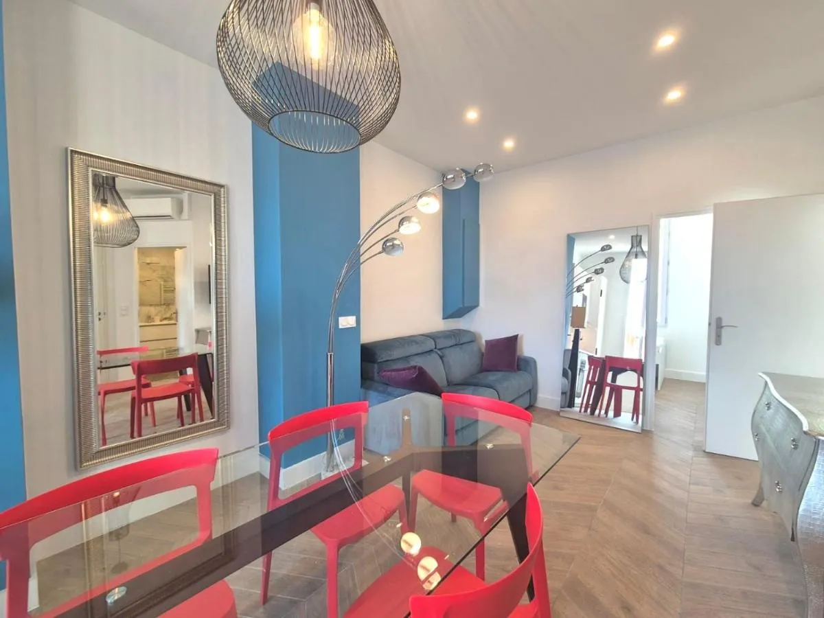 Image 3 of Luxury 3 bed 2 bath flat Cannes Croisette