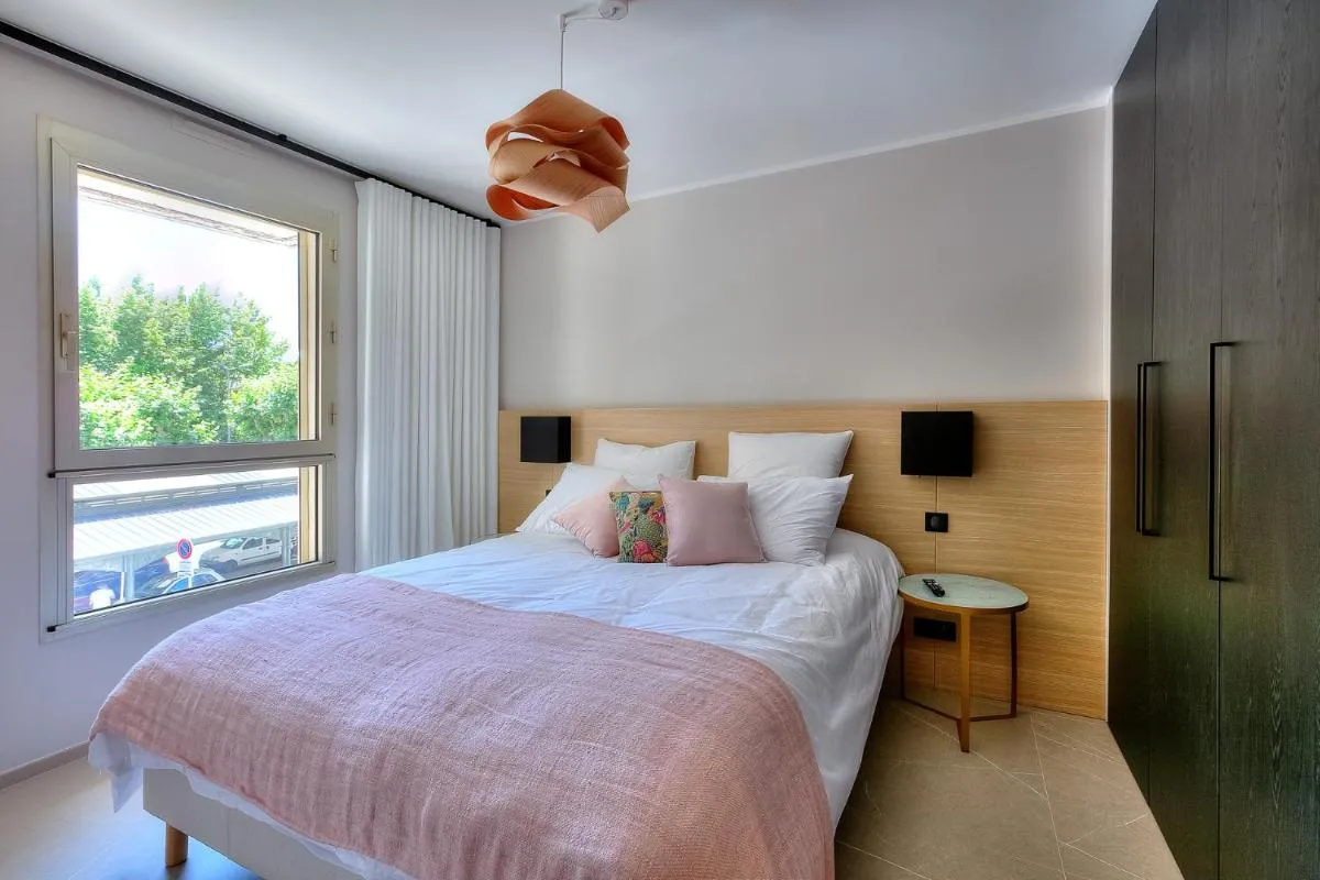 Image 1 of Luxury flat with balcony – city center Cannes