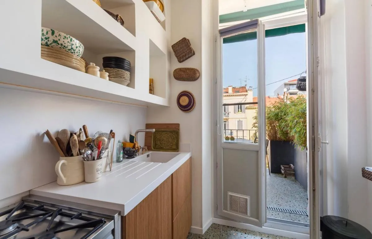 Image 3 of Magnifique 2 chambres Centre Cannes – 4 personnes – WIFI Terrasse
