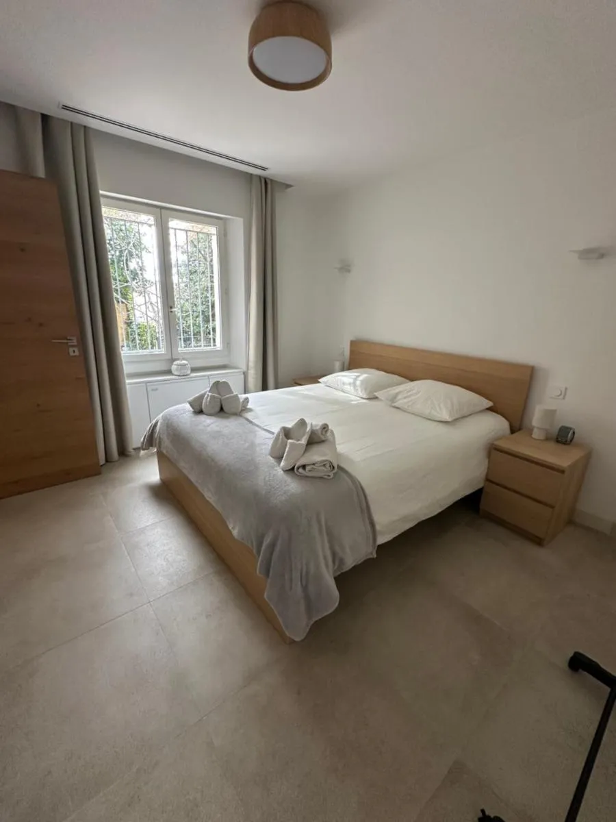 Image 1 of Maison 4pièces -Haut Standing CANNES