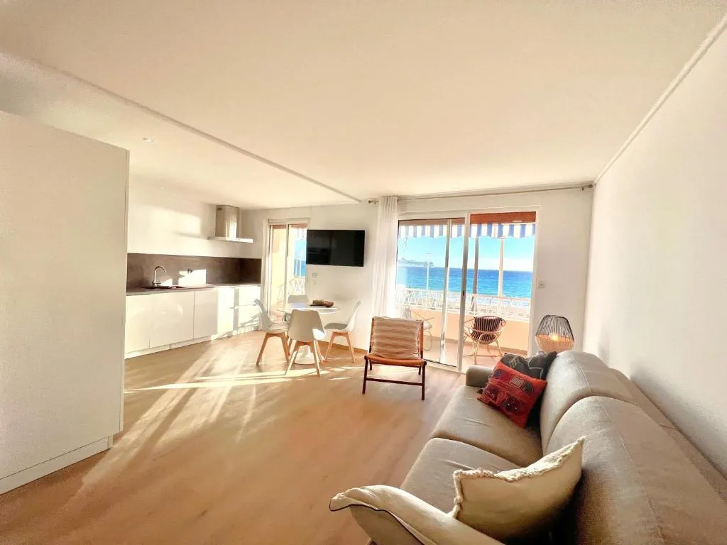 Image of Marjolaine luxury sea view, by Welcome to Cannes