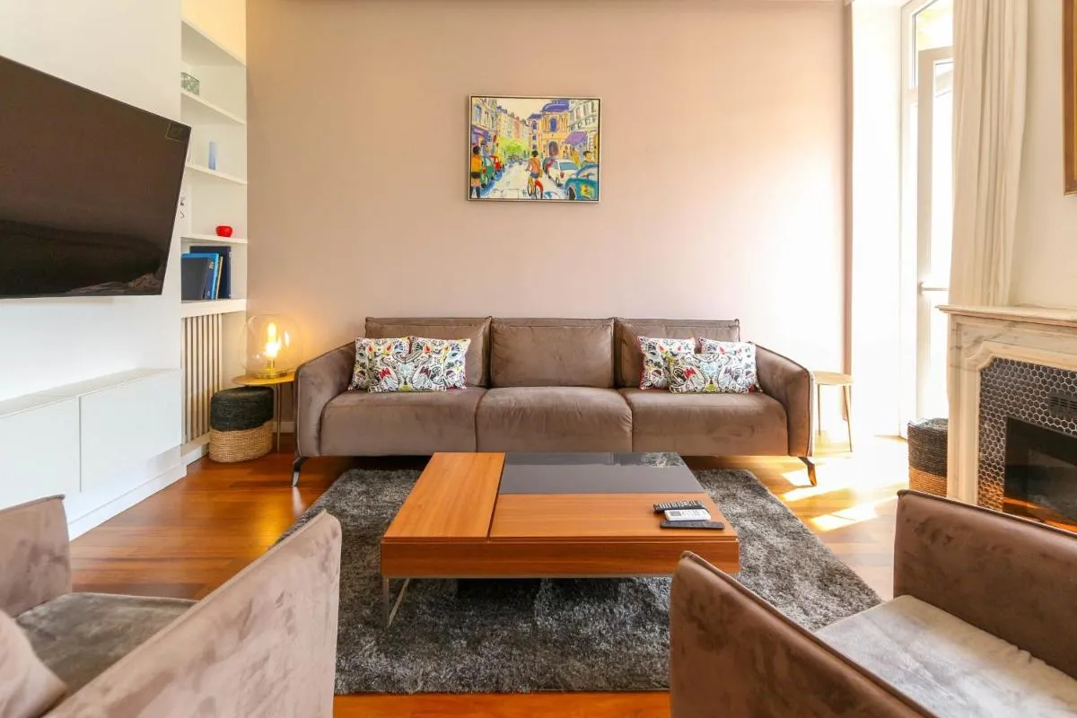 Image 4 of Modern apartment with 3 bedrooms balcony communal garden and AC- Benakey