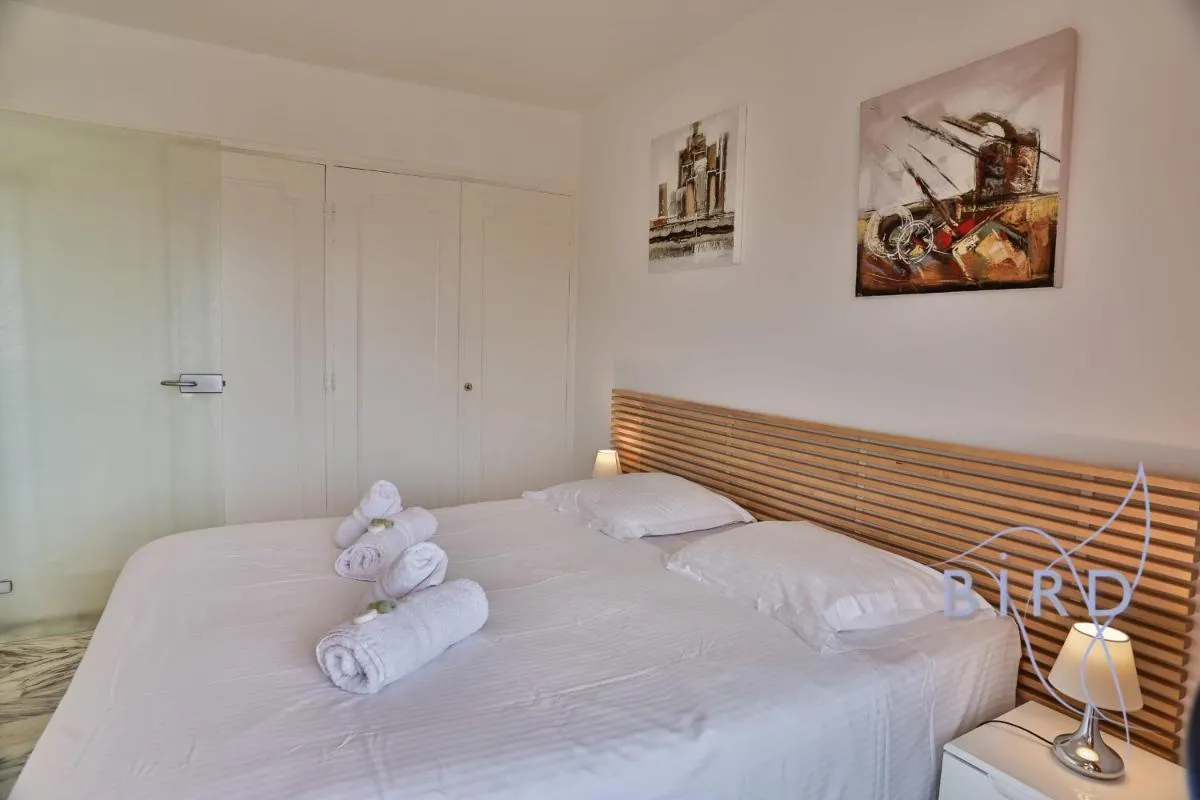 Image 2 of Nice apartment close to the Croisette