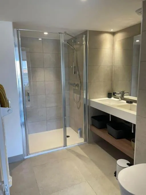 Image 4 of Paca properties -EC14- Appartements T2 – Cannes