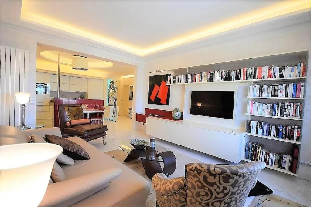 Image of Palais Miramar Suite Art Modern – Derniere étages Vue Mer – 75m de confort – En Face des Plages -WIFI – Clim