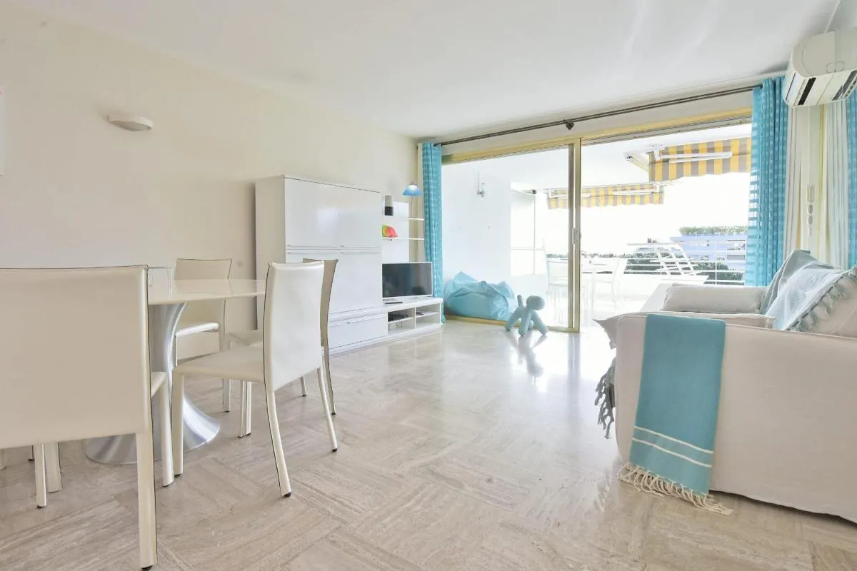 Image 1 of Prestigious Residence with Terrace and Pool