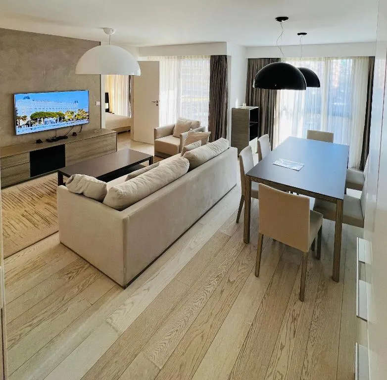 Image of Residence Carlton Riviera