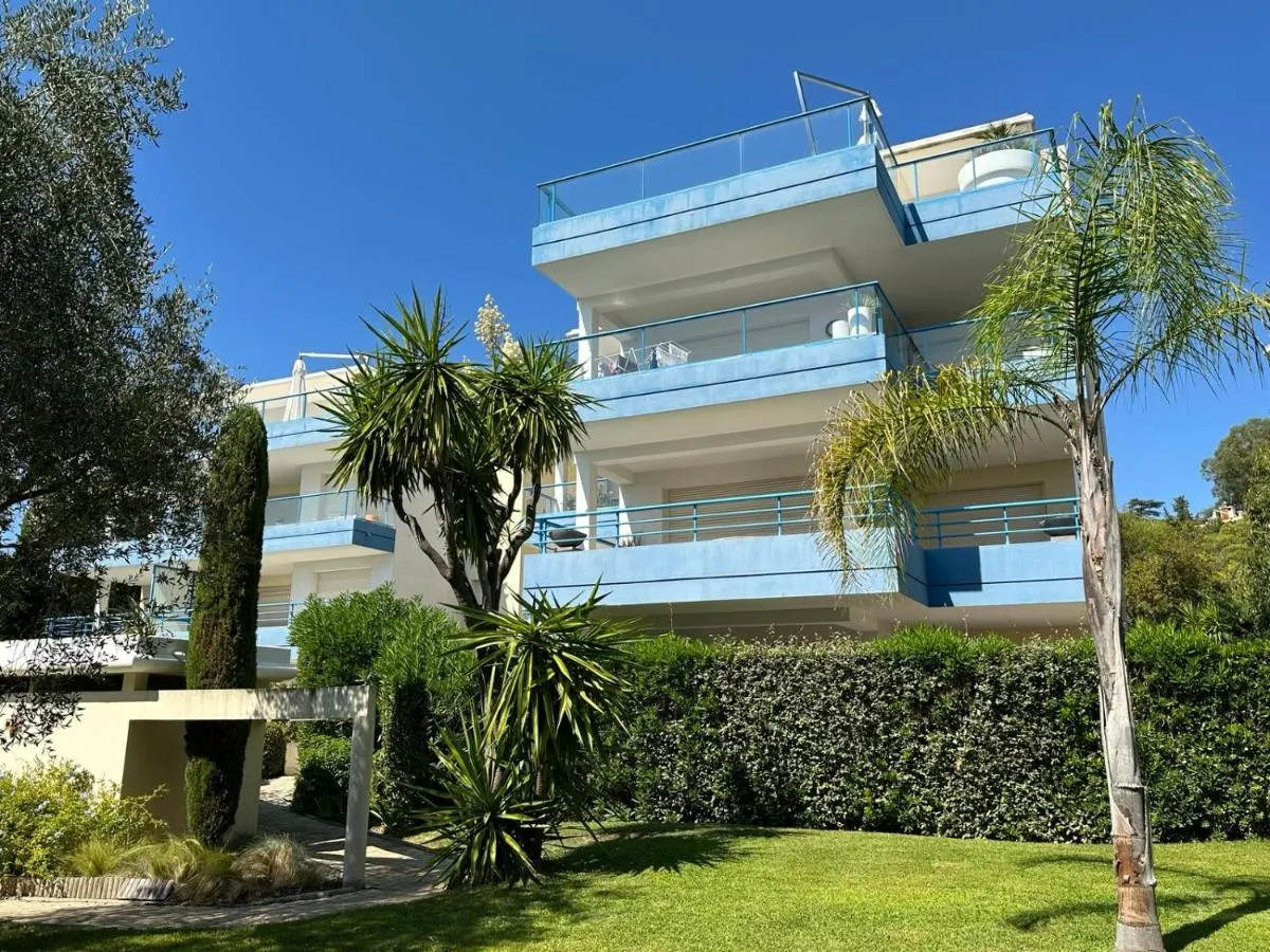 Image 2 of Résidence PARADIS BLEU – Appt 3P