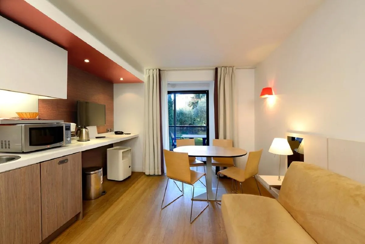Image 2 of Résidence Residéal Premium Cannes