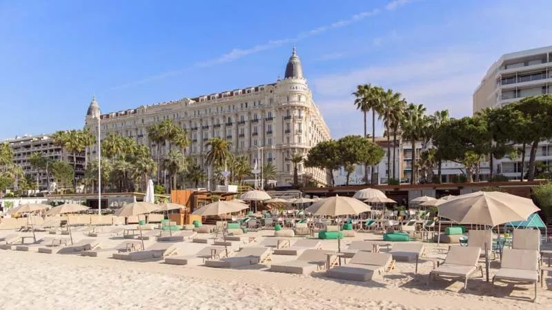 Image 5 of Romantic and new apartment in the famous Rue Meynadier in the supercentre of Cannes