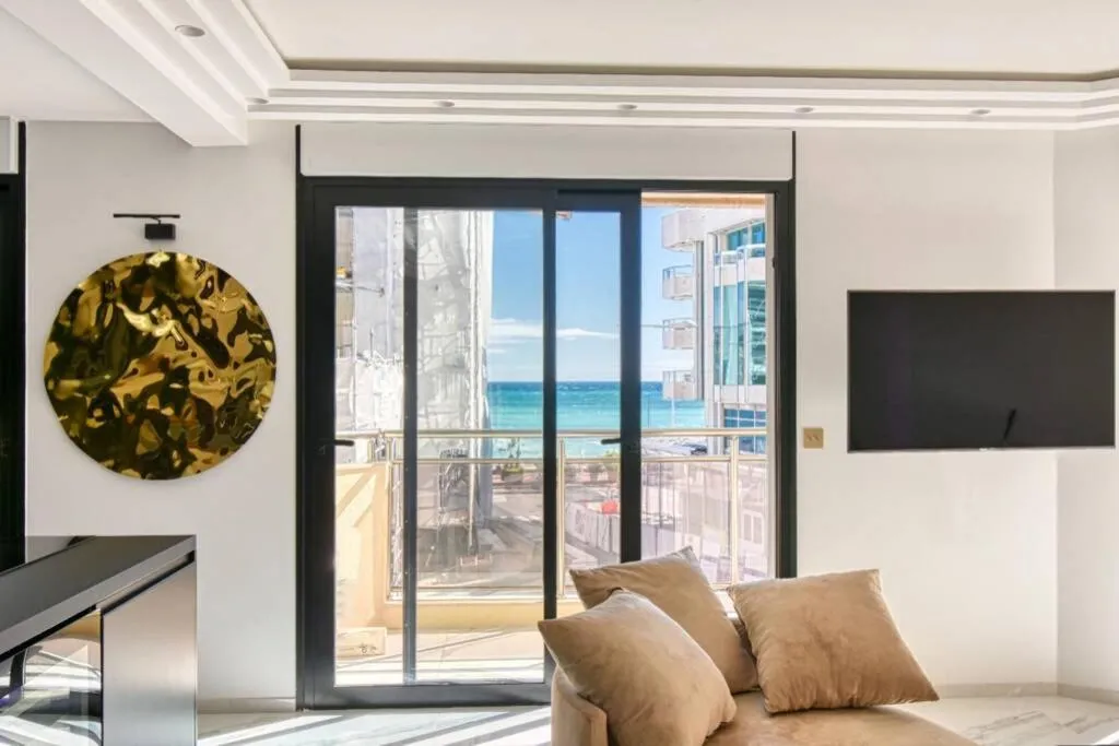 Image 4 of Somptueux logement,Cannes Croisette,4 Étoiles****