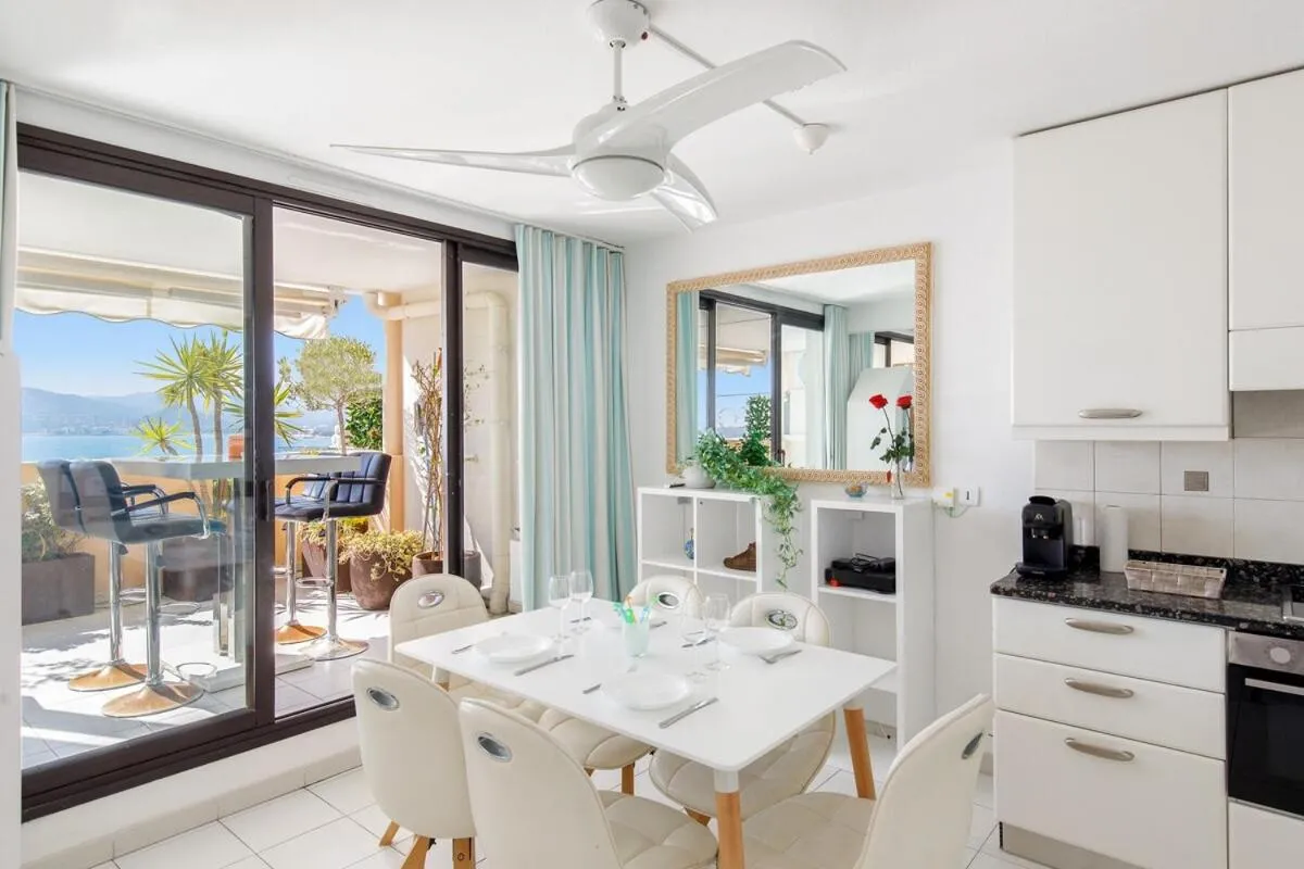 Image 4 of Suite 842 – Vue Mer-Terrasse-Plage-Clim-Parking