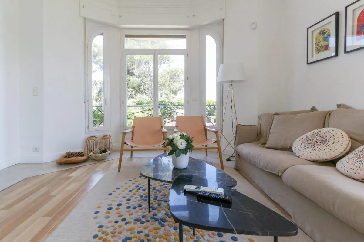 Image 6 of Superb 3BR with AC Sea view PARKING and Garden – BENAKEY
