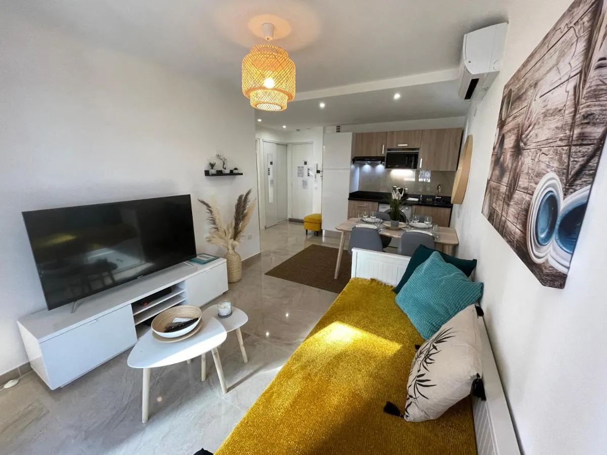 Image 4 of Superbe appartement idéalement situé à Cannes