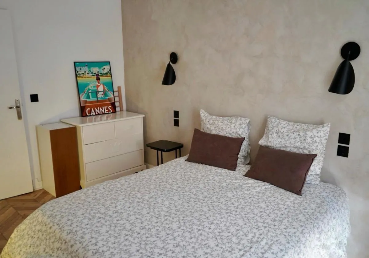 Image 2 of T2 Appartement 55m2 Terrasse 20m2 – à 15min à pied du Centre Ville – Wifi – Air conditioning