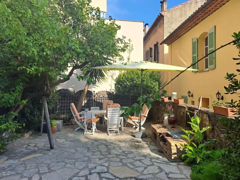 Image of Un rez de jardin en plein centre