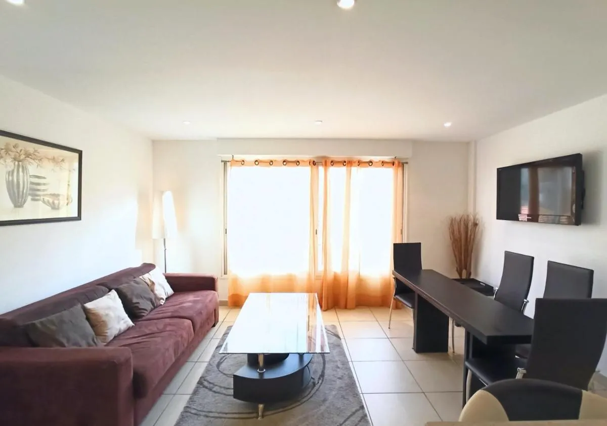 Image 4 of Viva Riviera 2 Bedrooms 2 Bathrooms Rue Florian