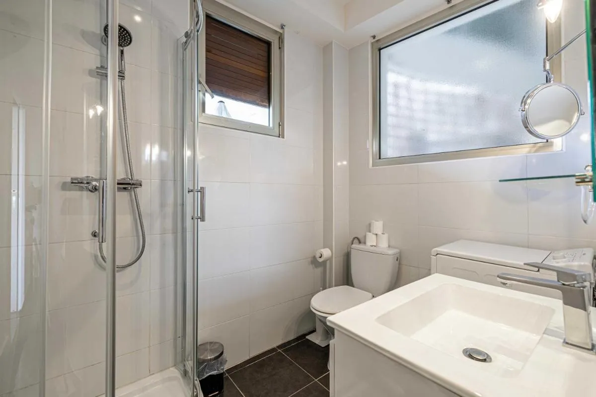Image 2 of Welcoming Apartment with parking – Croisette