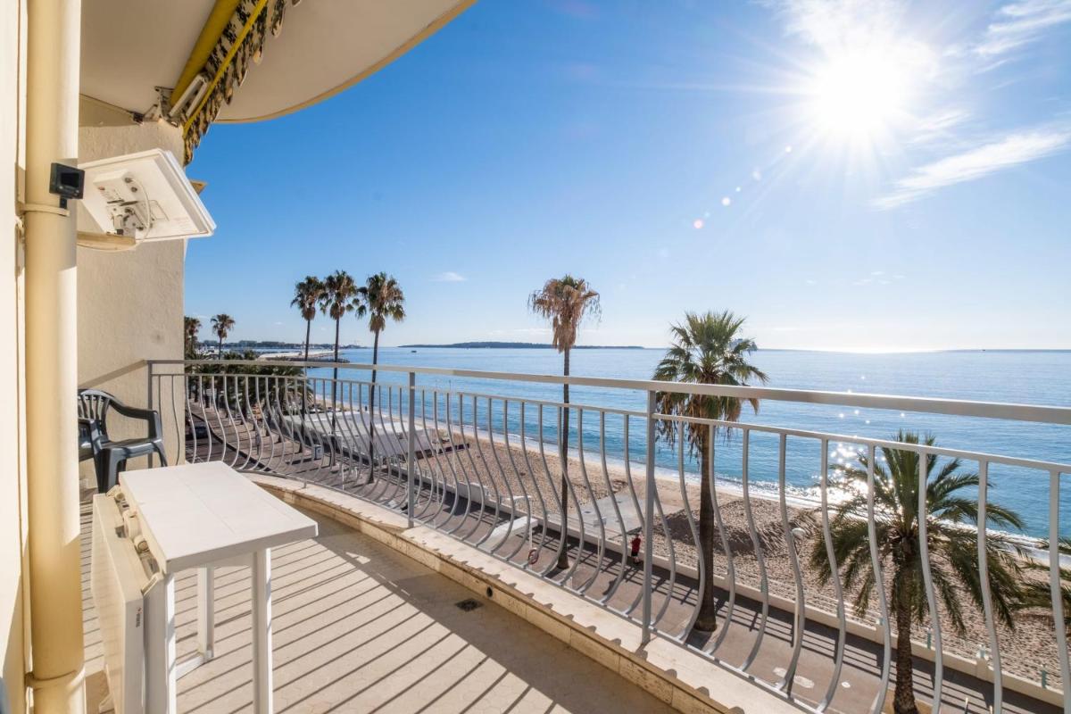 Image 4 of 3-Br Apartment Sea View by the Beaches