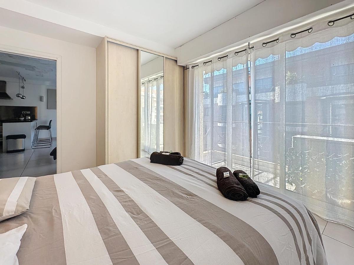 Image 1 of 57m2 – 2 chambres, terrasse, Croisette-Martinez
