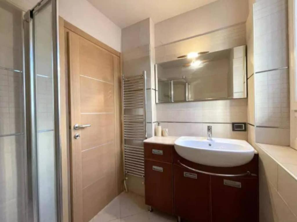 Image 2 of Appartement Cannes centre ville pour congrès ou vacances à 5 min de la Croisette, plage