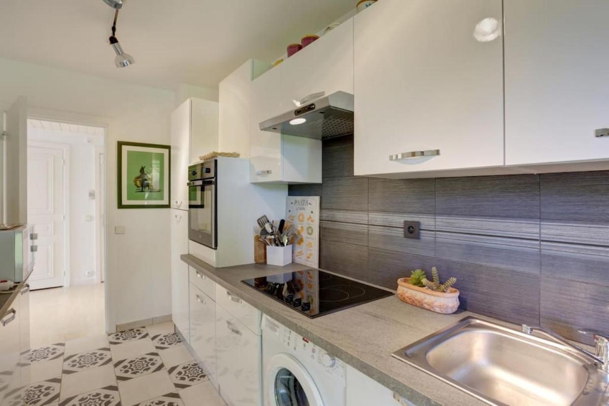 Image 2 of Appartement – villa Le Saint Georges avec superbe jardin et vue mer panoramique