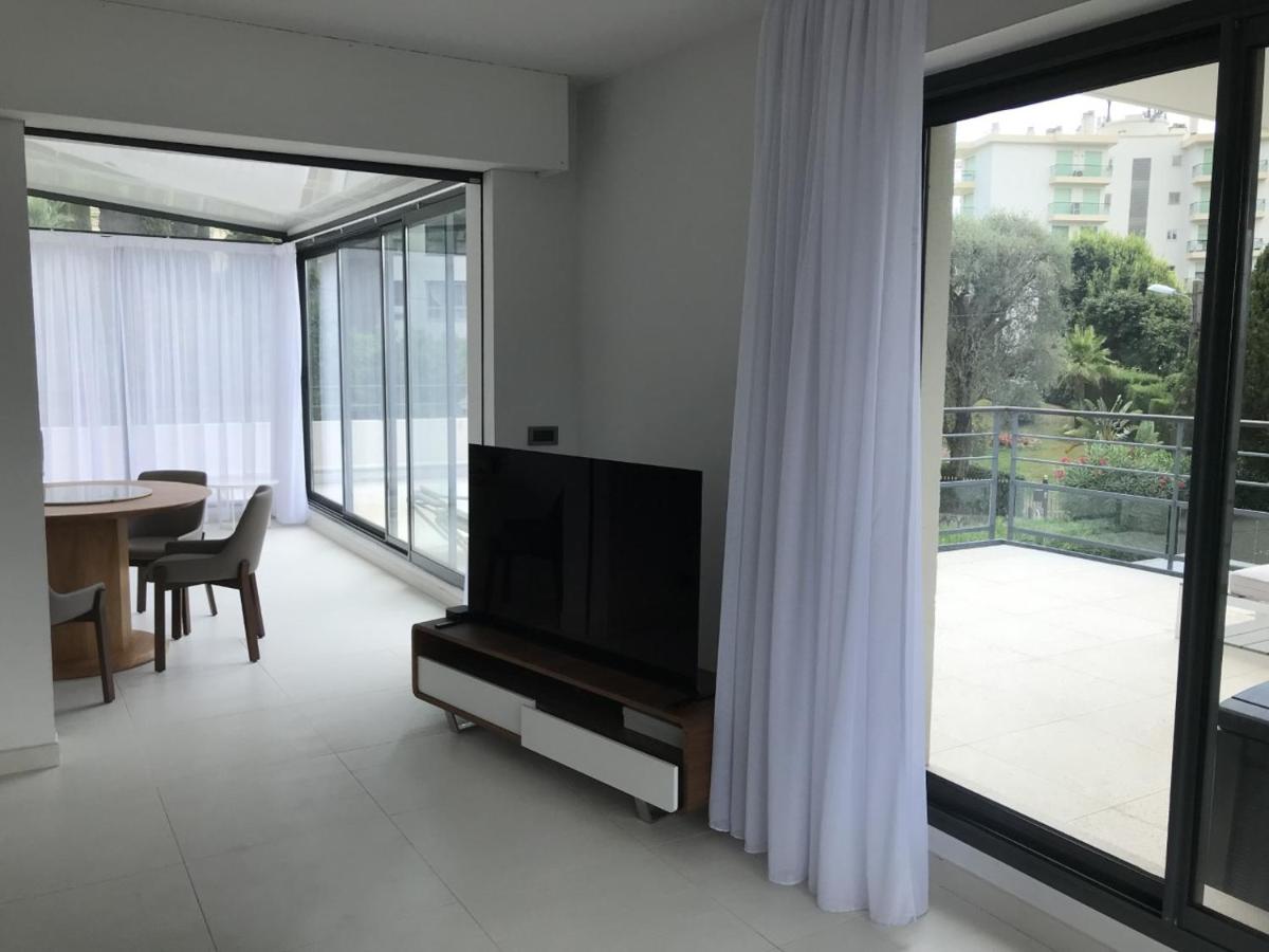 Image 5 of Appartement montfleury, 2 terrasses, 2 chambres , 2 sdb , pkg privé piscine, 15 min walk to Croisette beach and Palais des festivals