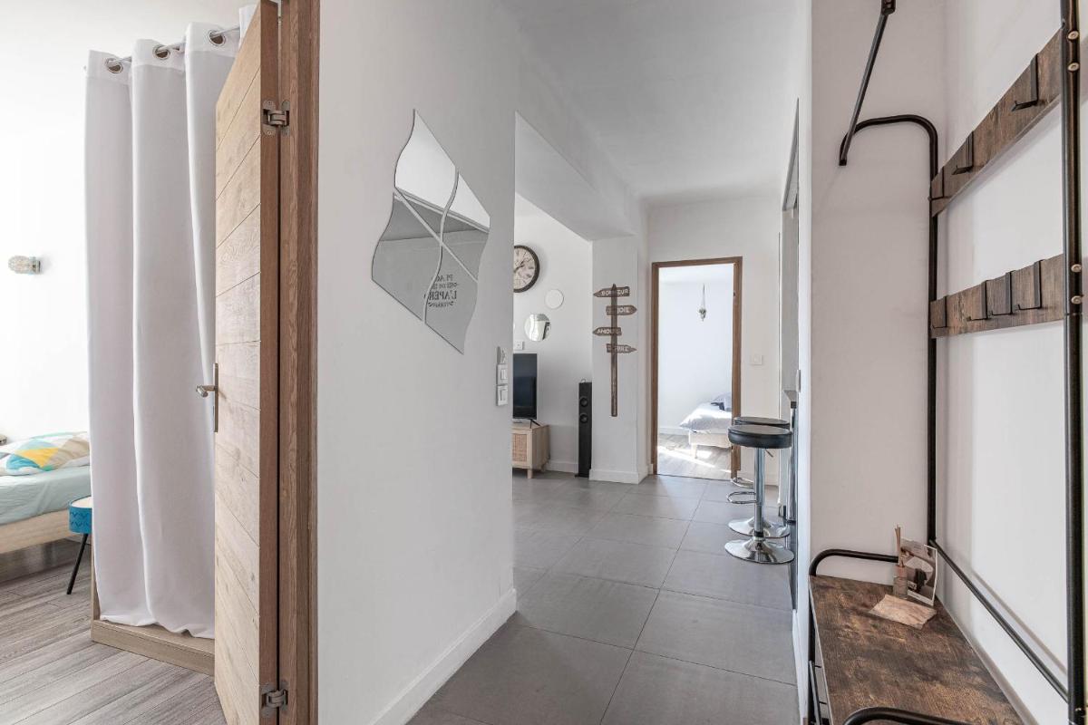 Image 6 of Appt lumineux et spacieux au cœur de Cannes
