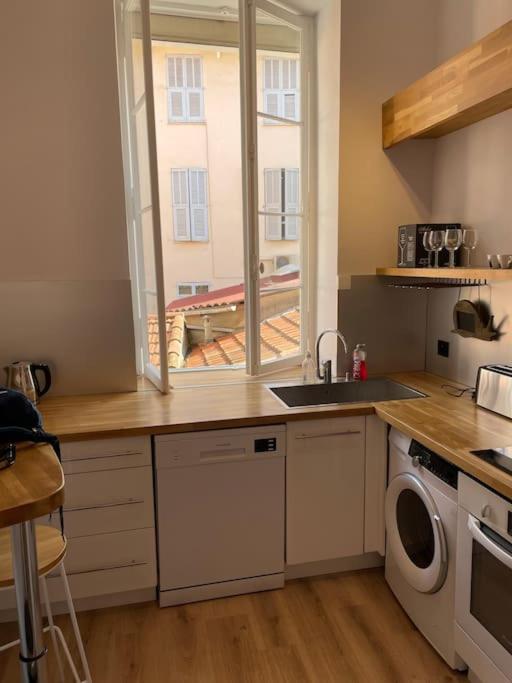 Image 4 of Augusta Palace – T3 **** 74m² – 150m Croisette