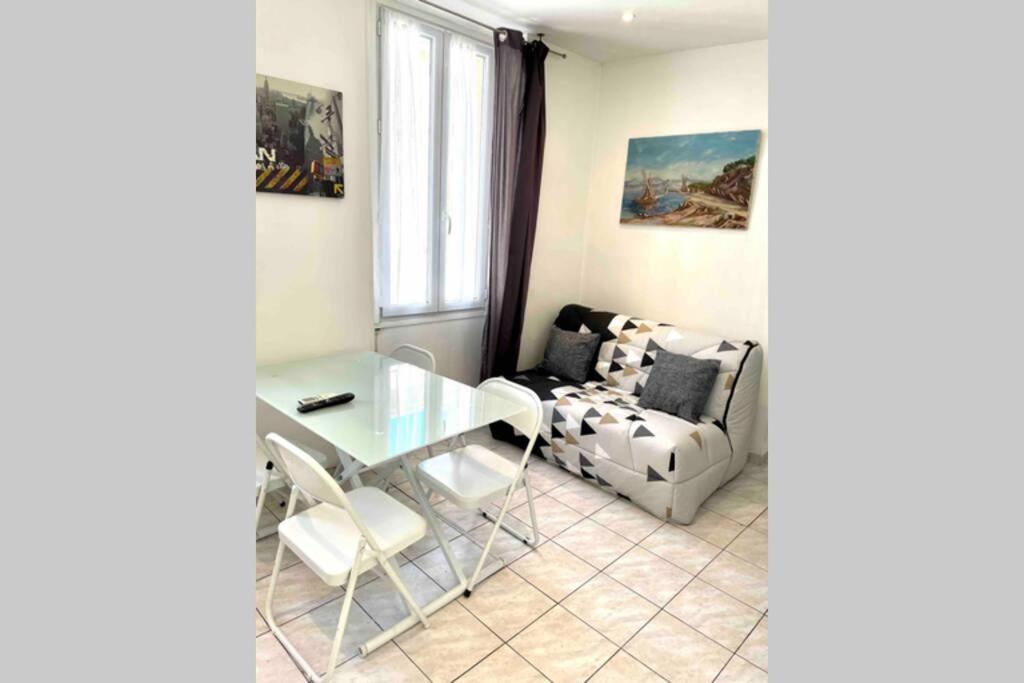 Image of Bel Appartement – HYPER CENTRE – 2 pièces